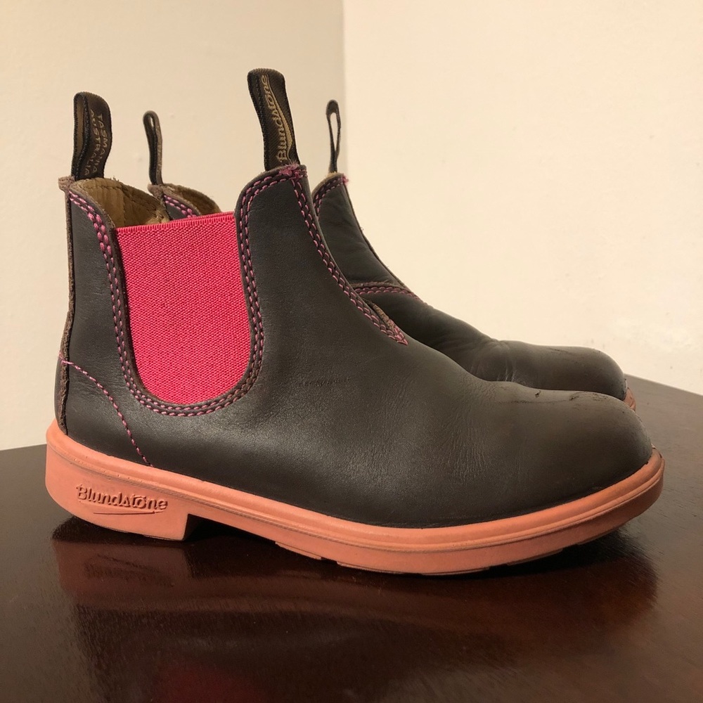 Blundstone Shoes Kids Size 2